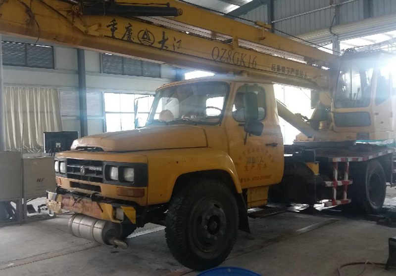 特種作業(yè)車檢測(cè).jpg